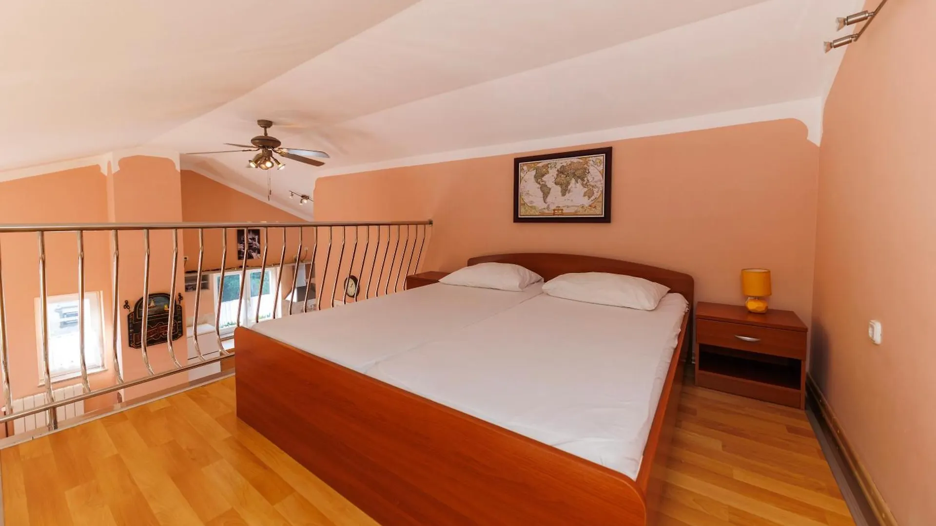Villa Apolonija Zadar 3*,